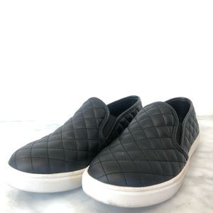 Steve Madden ECENTRCQ SLIP-ON SNEAKER